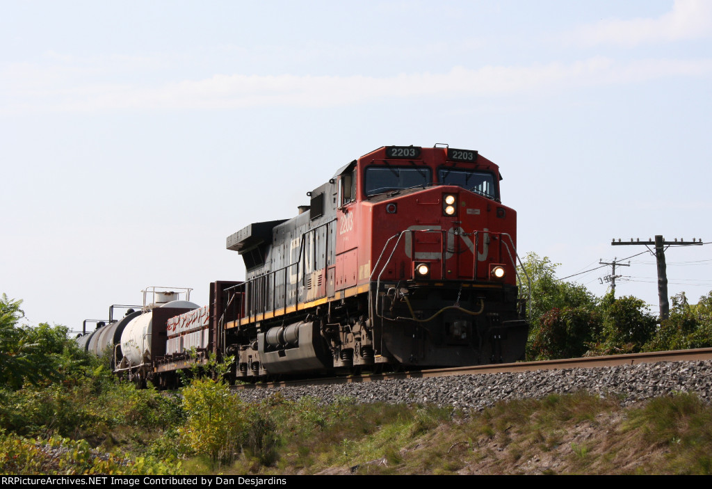 CN 2203